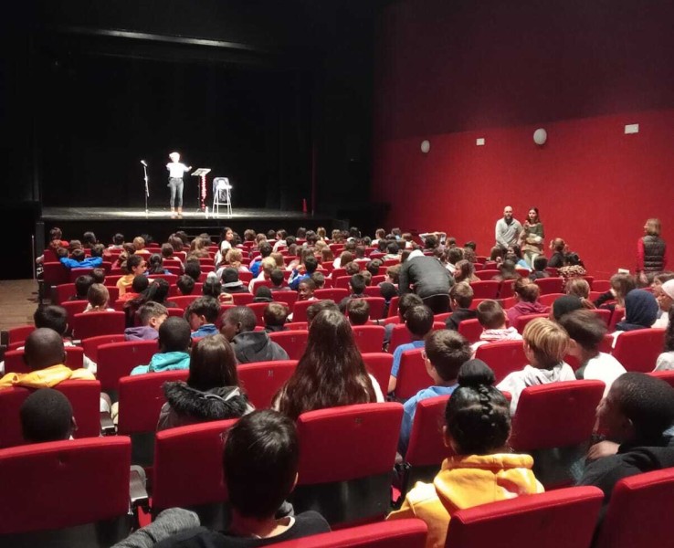 Encetem l’espectacle-taller Xarxes sense Xarxes i el Projecte Rossinyol